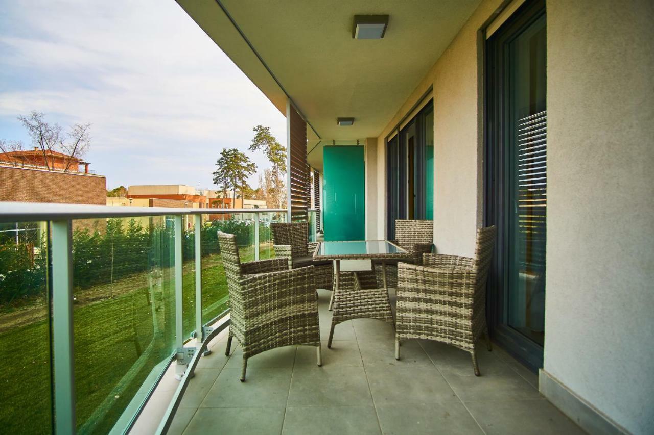 Azur Apartments - Hostaid Siófok Chambre photo